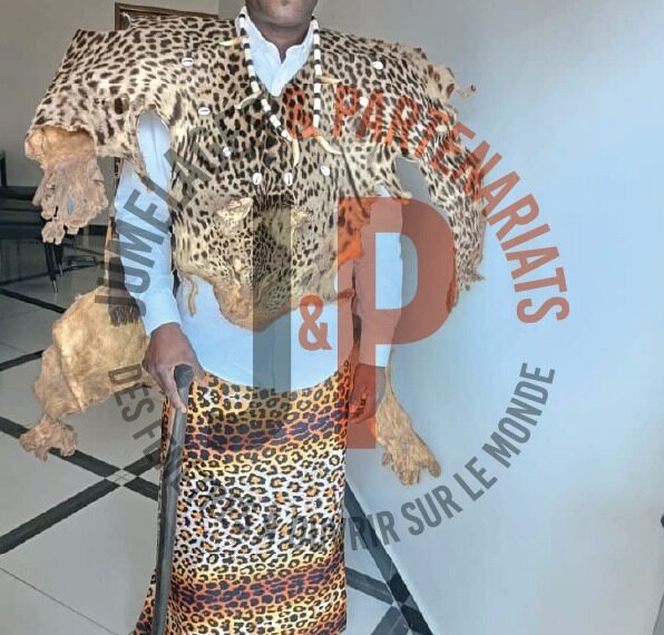 Kondengui en héritage : Majesté Dieudonné Ebanda, sentinelle des traditions…