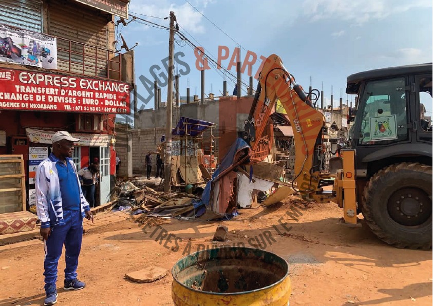 Nkolafamba : La commune libère les voies publiques pour restaurer la circulation